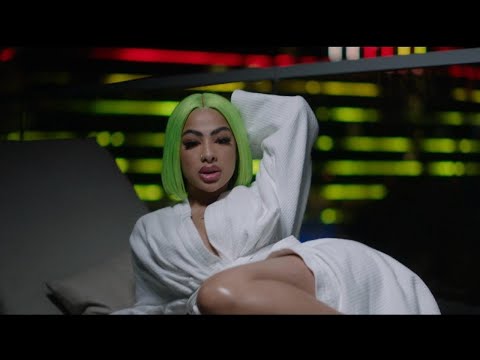 Yailin La Mas Viral - Bad Bitch (Video Oficial)