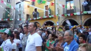 preview picture of video 'Gritos por la Independencia de Cataluña -  St Joan Abadesses [21.09.2013]'