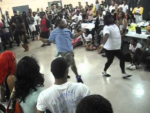 Old Navy Ball Teddy Pink Lady vs Will Pucci