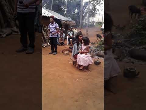 Eu Txana Bari no encanto do beija-flor Só alegria aqui na aldeia tekoa porã SP haux haux 🍃🌺❤