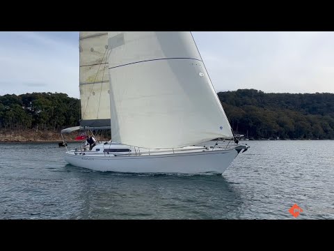 Kaufman 42 ‘Mezzaluna’ sailing in Sydney. Sold by Flagstaff Marine September 2023.