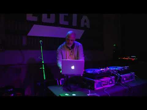 House Shoes Live DJ Set