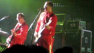 Automatic - Weezer [LIVE] High Quality!