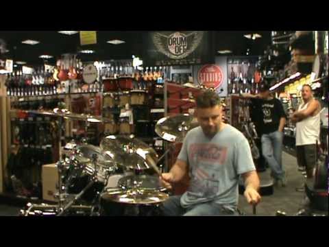 Guitar Center Danbury Drum-Off 2012: Bill Matthews Store Winning Drum Solo
