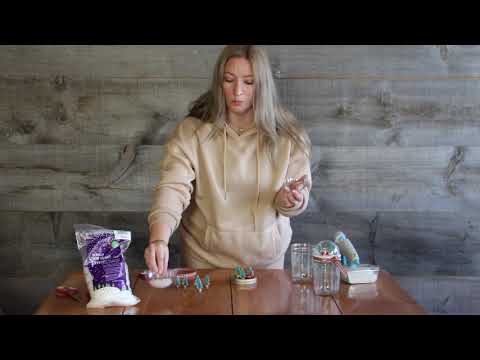 How To: Mason Jar Snow Globe