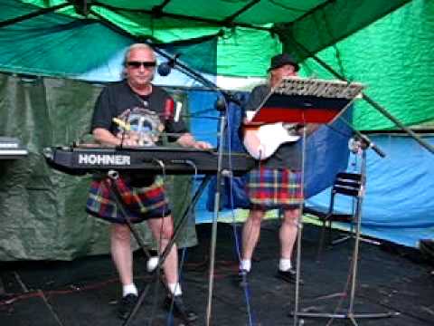 Mou melodií dej se vést 2 - Oleg a Milos - kilted