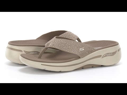 SKECHERS Performance Go Walk Arch Fit Sandal - Daz SKU: 9948000
