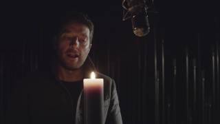 Brett Eldredge -  O Holy Night | The Candlelight Sessions