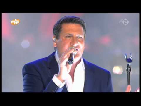 Tony Hadley @ Max Proms 2015 'Through the barricades'