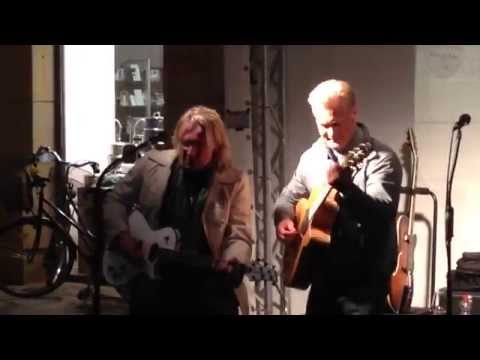 Michael Voss & special guest Chris Elbers "Purple Rain"