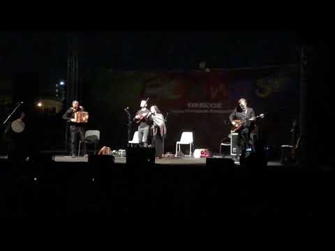 Canzoniere Grecanico Salentino - Nu te fermare