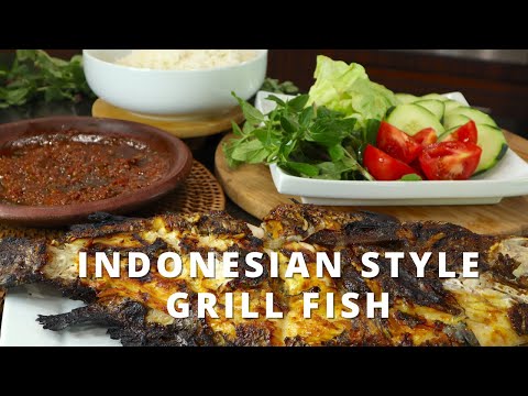 BEST WHOLE GRILL FISH RECIPE I EVER MAKE - INDONESIAN STYLE GRILLED FISH