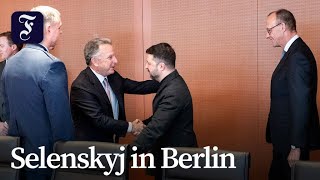 Selenskyj für Einfrieren der Front