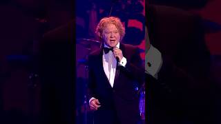 Say You Love Me - Symphonica In Rosso filmed at the Ziggo Dome 🎻 #SimplyRed #LiveMusic
