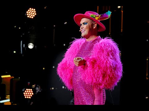 AGT The Champions Premier - Watch Hans swing on a giant banana!