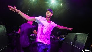 Cosmic Gate &amp; Eric Lumiere - Falling Back