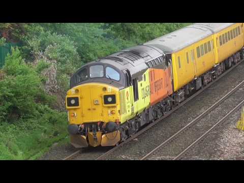 37099 pauses in Gloucester Yard with 3Z35 Derby RTC to Exeter Riverside. 16/05/2017