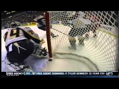 2004 Playoffs: Nsh @ Det - Game 5 Highlights (NHL-N)