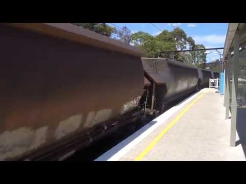 Quad 82's with a loaded coal train at Koolewong - 1/11/15