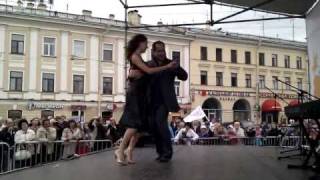 Alexey Roschektaev and Liliya Galiullina (2) vals. St.Petersburg City Day (29 May 2010)