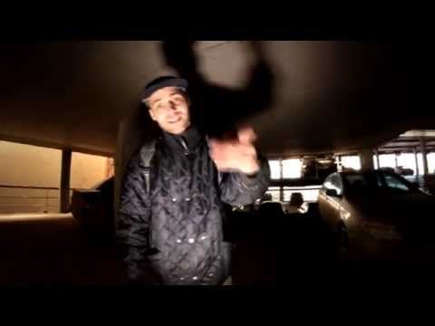 School B & Lo-Fi Mastah - Street Show