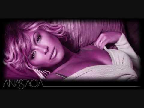 Anastacia  Im Outta Love.