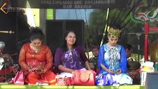 Download lagu JAIPONG TERBAIK  DERMAYONAN NAEK DOGER -  DAUN HIRIS....SINDEN EMI SATRIA RINEKSA LIVE SINDANGHEULA mp3