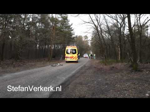 Aanrijding motorrijder en moutainbiker Elburgerweg Hattemerbroek - ©StefanVerkerk.nl
