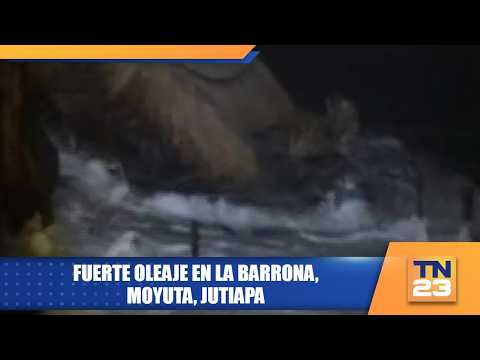 Fuerte oleaje en La Barrona, Moyuta, Jutiapa