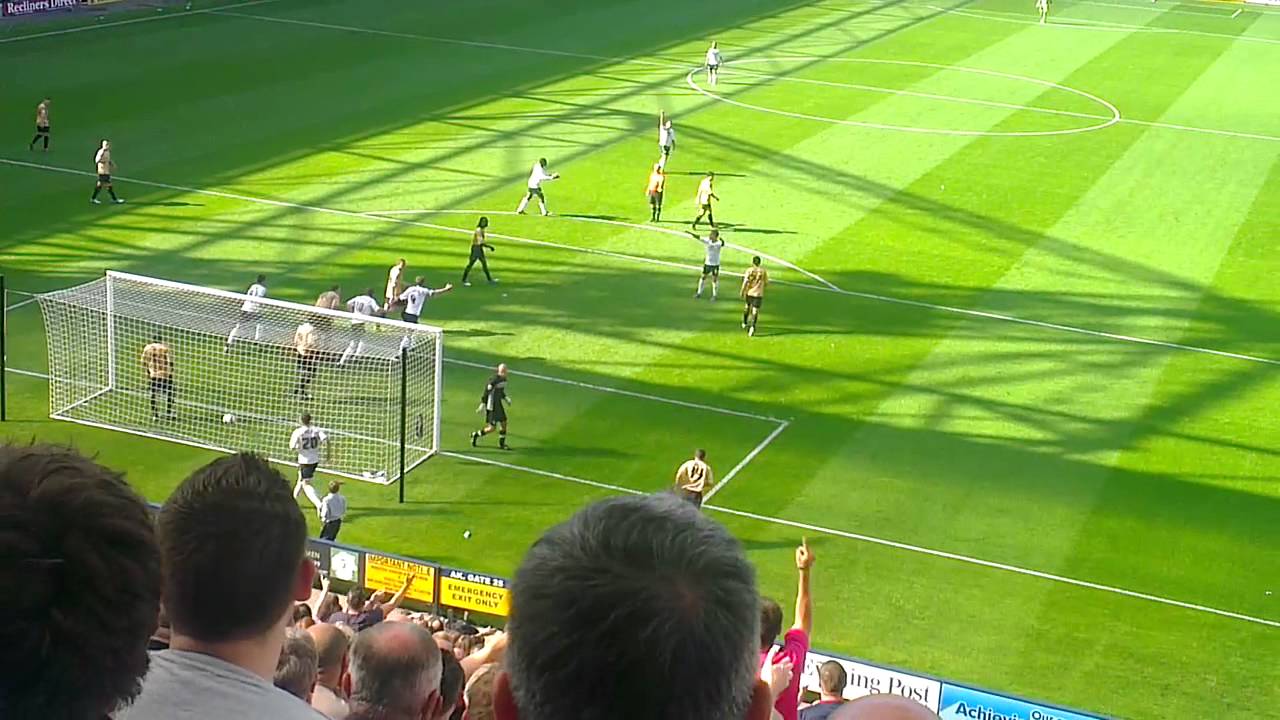 You're not fit to Referee!