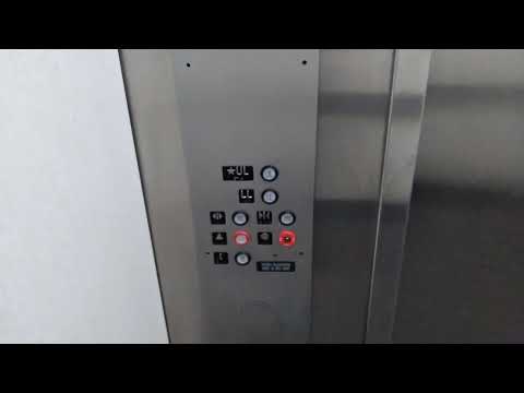 (Silent Take) 1971 Haughton Hydraulic Elevator at JCPenney West County Mall Des Peres MO