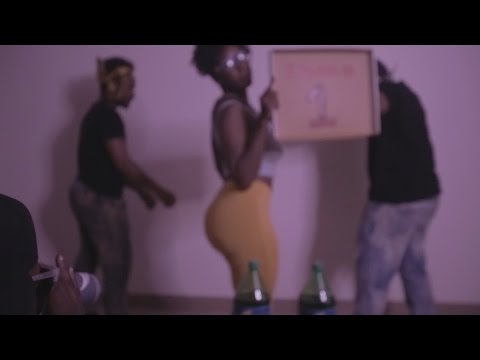 SMYLEZ x JANK THE JEWLA "IM A HYPE" shot by @flyty773 prod: @iamsmylez