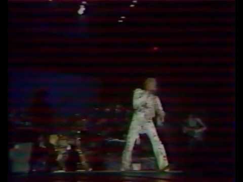 Vidéo : Pavillon de Paris 79 (version TV) - Johnny Hallyday