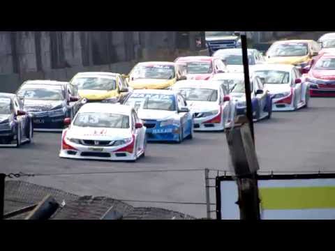 Acidente Impressionante Com Vários Carros - Copa Petrobras de Marcas - Interlagos - 11/09/2016