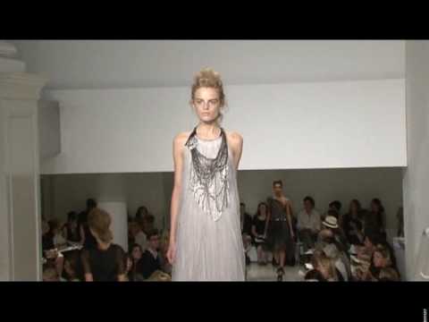 New York : The new Vera Wang collection for summer 2010