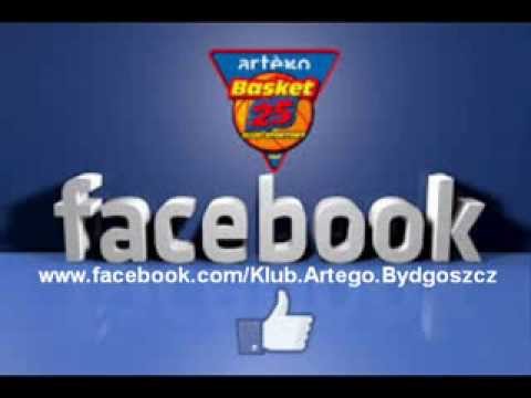 Justyna Jeziorna rzut z połowy boiska