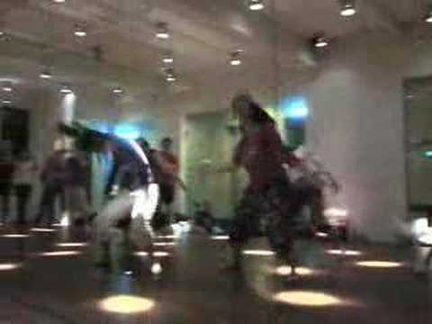 Alicia Keys - Heartburn