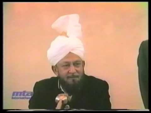 Urdu Khutba Juma on November 15, 1985 by Hazrat Mirza Tahir Ahmad