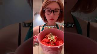 Download lagu Watching her cook is pure joy #zhaolusi #cdrama #rosyzhao mp3