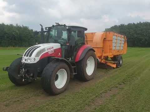 Grasmat afzuigen bij ellermann Graszoden