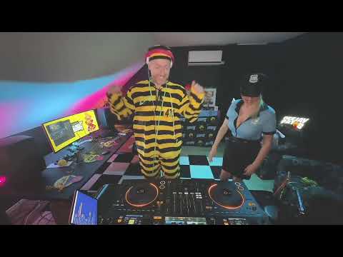 pat b & miss puss carnaval livestream