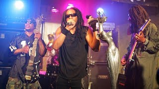 Download lagu Korn - Twisted Transistor (4K Remastered) mp3 Download lagu Korn - Twisted Transistor (4K Remastered) mp3