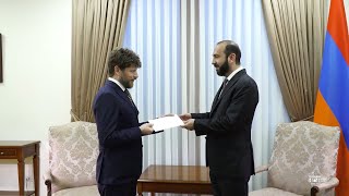 Presentation of copies of credentials by the newly-appointed Ambassador of France to the Minister of Foreign Affairs of Armenia