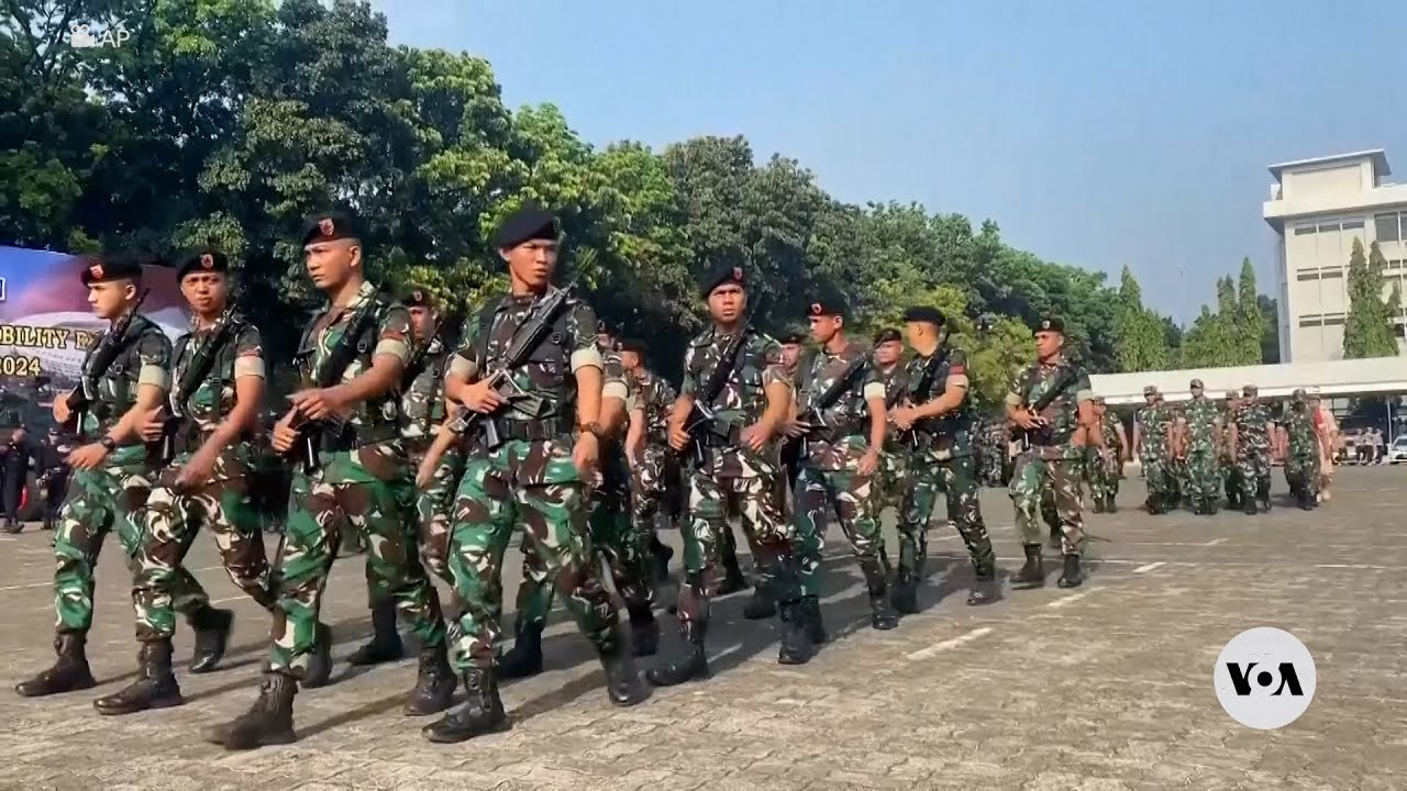 Around 9,000 Indonesian police and troops to be deployed for Pope Francis’ visit | VOA News