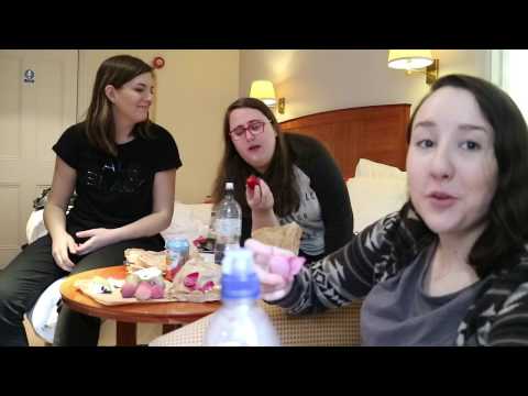 WEIRD FRUIT + FIRE ALARM // Cambridge Day 32