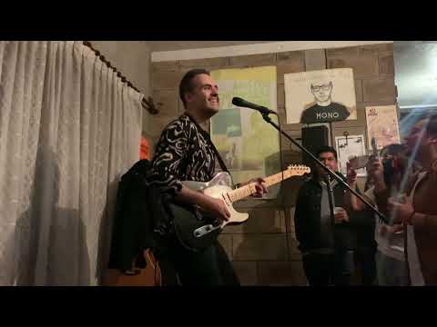 Alex Soto - Un ratito / Ahorita no / Nadie le gana al destino