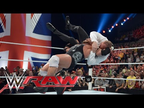 Top 10 WWE Raw moments: November 11, 2014