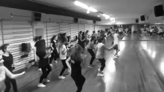 BAILA - JFlow // ZUMBA By Raul Panzerini