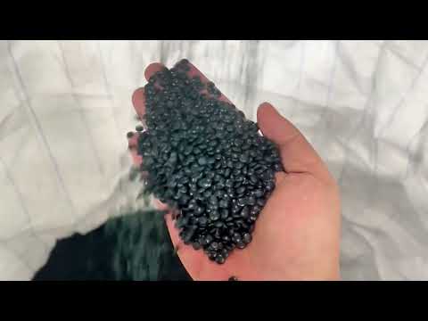 Laminated Film Pelletizing Machine in Operation