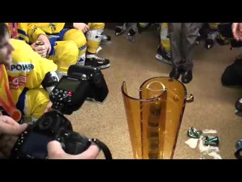 20 Minuten Online: Dino Wieser zerstört den Meisterpokal